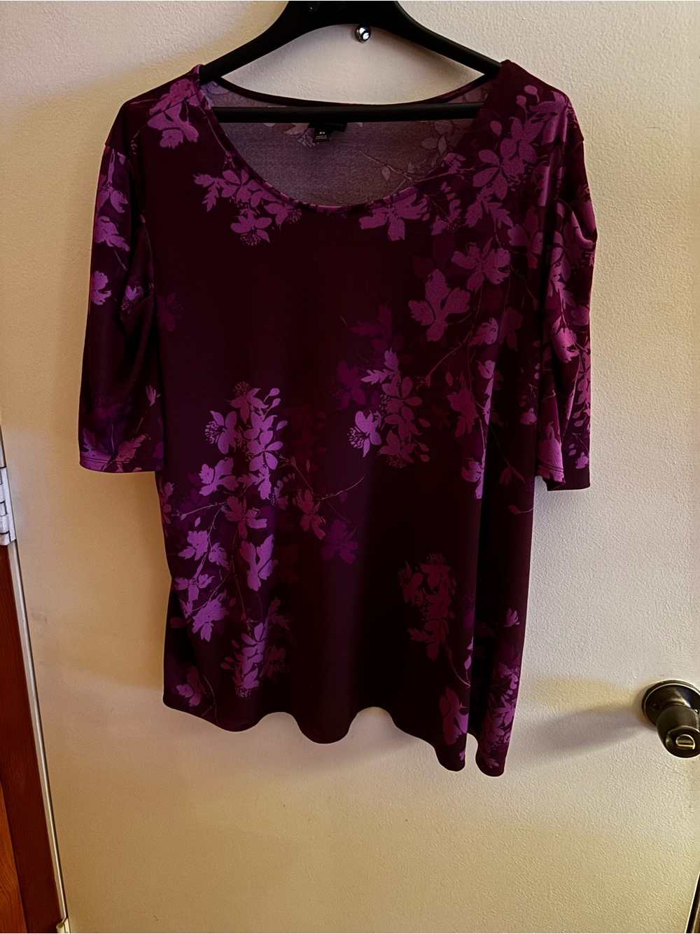 Worthington Women's Floral Scoop Neck Top - Purple